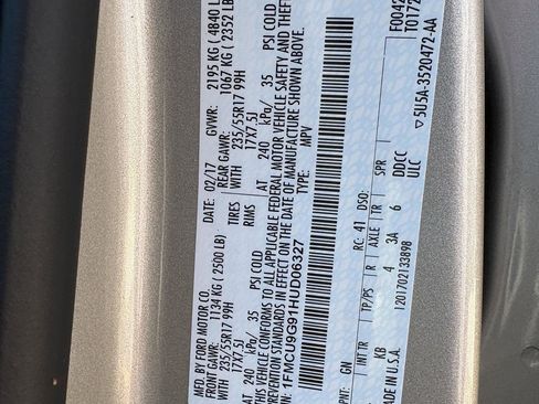 Used 2017 Ford Escape SE AWD/4WD image 17