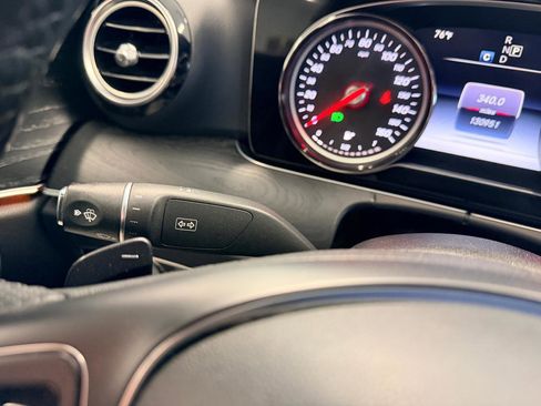 Used 2018 Mercedes-Benz E 300 image 37