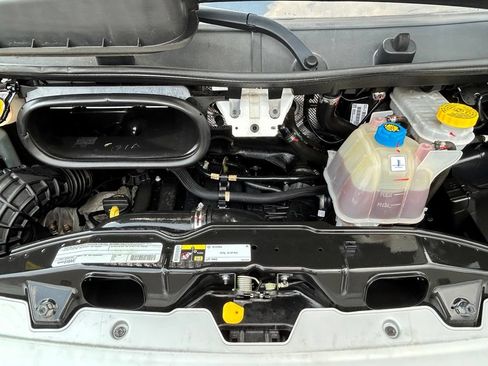 Used 2022 RAM ProMaster 2500 FWD image 30