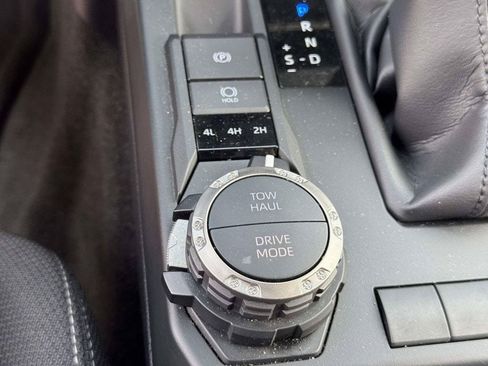 Used 2025 Toyota 4Runner TRD Sport AWD/4WD image 8
