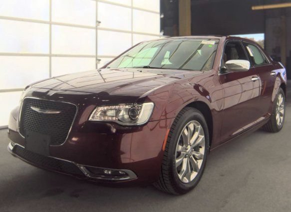 Used 2019 Chrysler 300 Limited AWD/4WD image 1