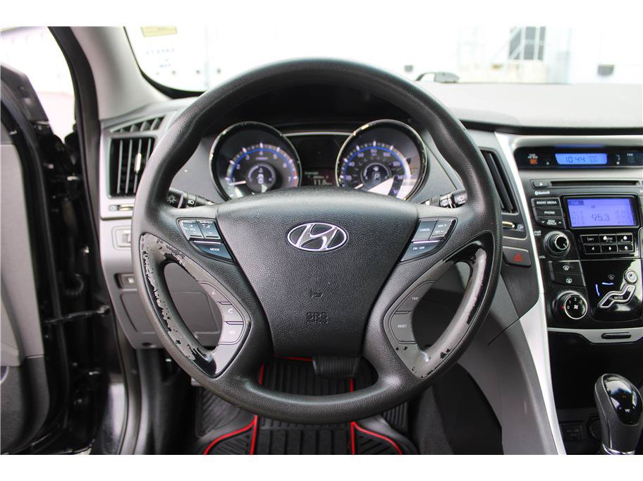 Used 2013 Hyundai Sonata GLS FWD image 18