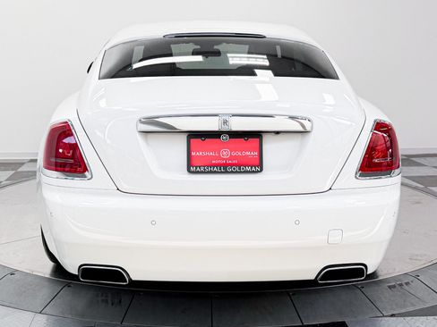Used 2019 Rolls-Royce Wraith RWD image 8