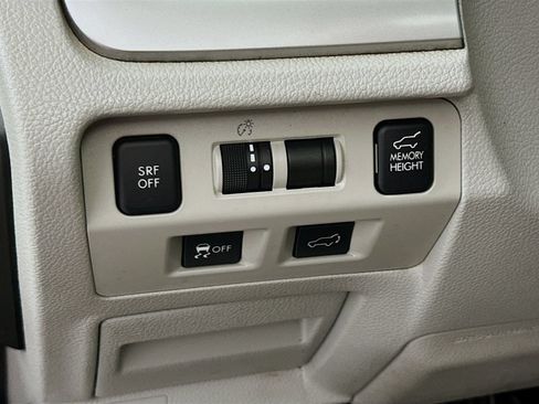 Used 2016 Subaru Forester 2.5i Touring w/ Eyesight & Navigation System AWD/4WD image 13