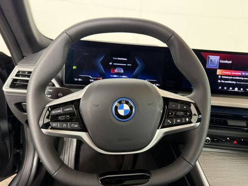 Used 2025 BMW i4 xDrive40i AWD/4WD image 26