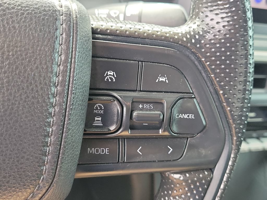 Used 2024 Toyota Tacoma SR AWD/4WD image 10