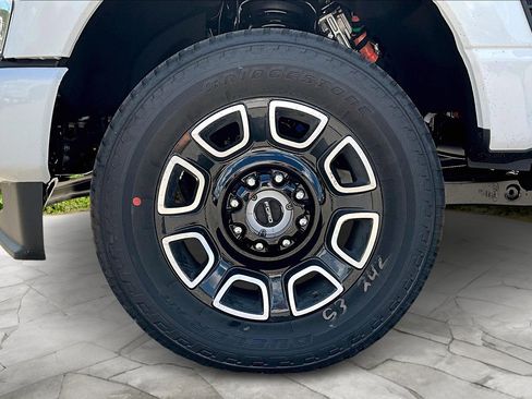 New 2026 Ford F250 Platinum image 11