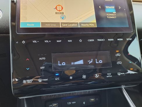 Certified 2022 Hyundai Tucson Limited AWD/4WD image 24