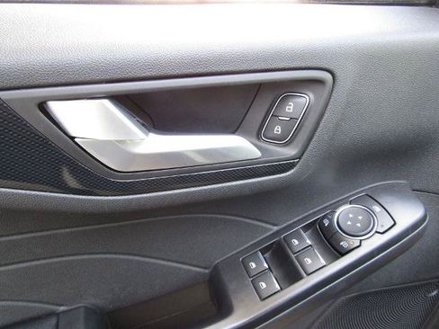 Certified 2025 Ford Escape ST-Line AWD/4WD image 20