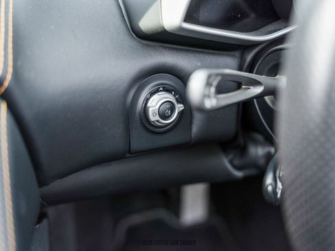 Used 2013 McLaren MP4-12C Spider RWD image 62