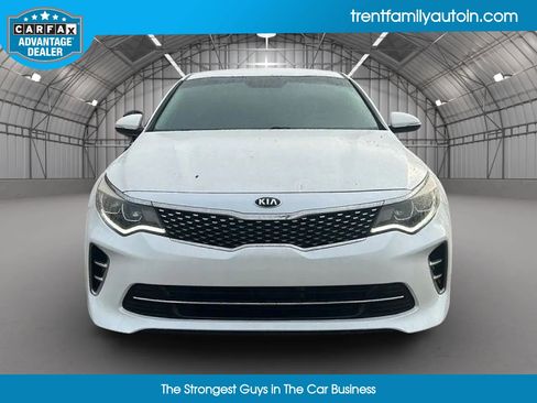 Used 2017 Kia Optima SX image 18