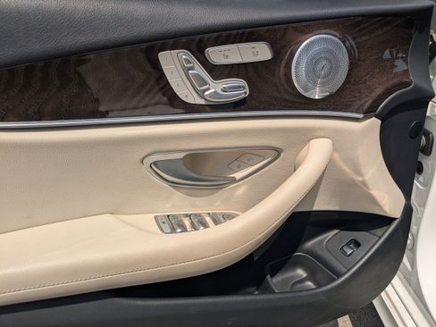 Used 2020 Mercedes-Benz E 450 4MATIC Sedan image 7
