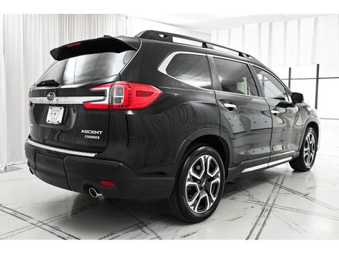 Used 2023 Subaru Ascent Touring AWD/4WD image 7