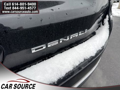 Used 2024 GMC Yukon Denali Ultimate image 10