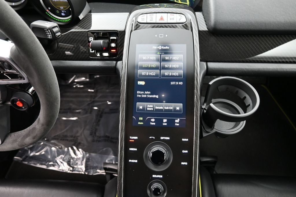 Used 2015 Porsche 918 Spyder AWD/4WD image 18