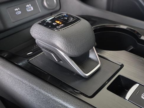Used 2023 Nissan Rogue SV FWD image 21