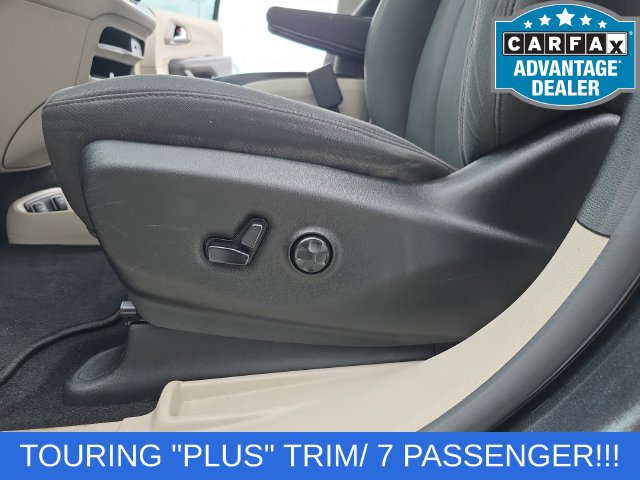 Used 2018 Chrysler Pacifica Touring Plus FWD image 22