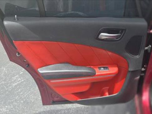 Used 2017 Dodge Charger SXT w/ Plus Group RWD image 17