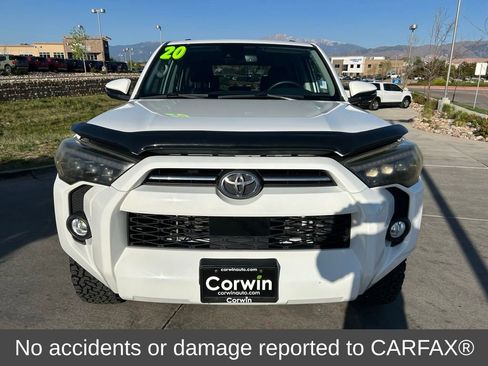 Used 2020 Toyota 4Runner SR5 Premium AWD/4WD image 2