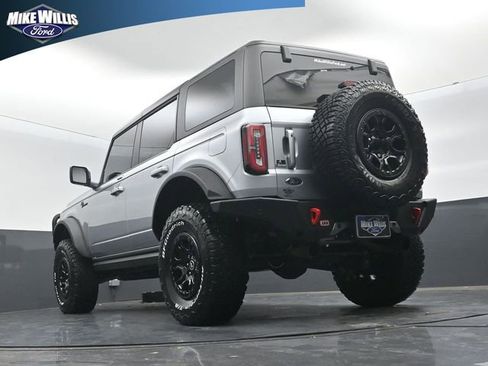 Used 2023 Ford Bronco Outer Banks w/ Sasquatch Package AWD/4WD image 21