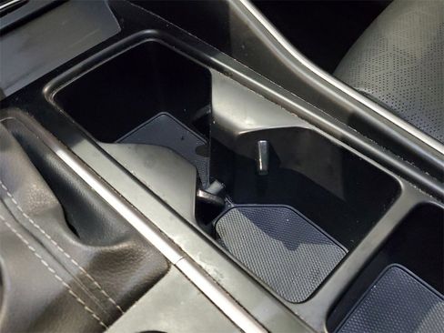 Certified 2022 Kia Sorento EX w/ Panoramic Sunroof Package image 26