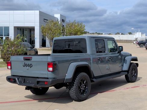 New 2026 Jeep Gladiator Sport image 8