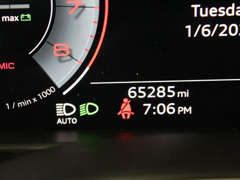 Used 2021 Audi Q8 Premium Plus w/ Premium Plus Package image 18