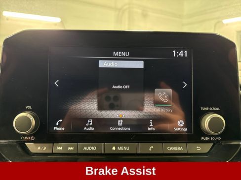 Used 2025 Nissan Pathfinder SV AWD/4WD image 11