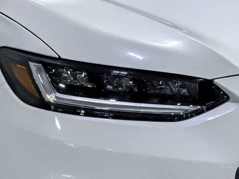 Used 2025 Honda HR-V Sport image 12