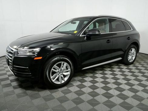 Used 2020 Audi Q5 2.0T Premium w/ Convenience Package image 26