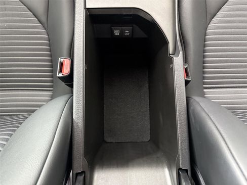 Certified 2023 Toyota Camry SE w/ Convenience Package image 34