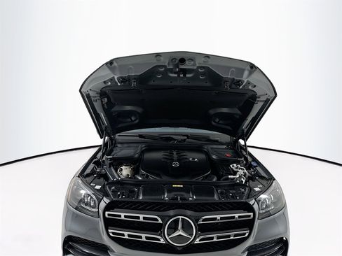 Certified 2023 Mercedes-Benz GLS 580 4MATIC image 35