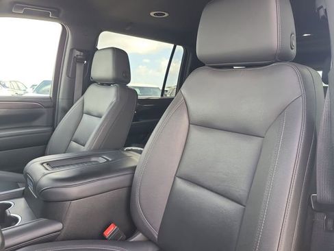 Used 2024 Chevrolet Suburban LT AWD/4WD image 1