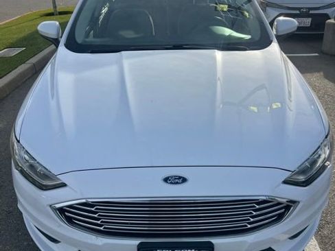 Used 2017 Ford Fusion S image 3