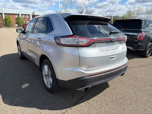 Used 2017 Ford Edge SEL w/ Equipment Group 201A image 4