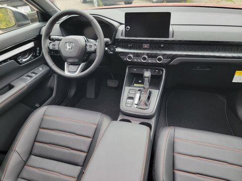 Used 2025 Honda CR-V Sport Touring image 11