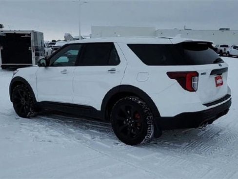 Used 2022 Ford Explorer ST w/ Equipment Group 401A image 6