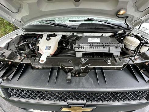 Used 2020 Chevrolet Express 2500 Extended w/ Driver Convenience Package image 7