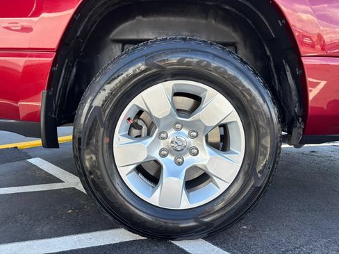Used 2020 RAM 1500 Big Horn AWD/4WD image 17