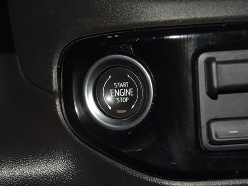 Used 2024 Chevrolet Silverado 1500 ZR2 image 34