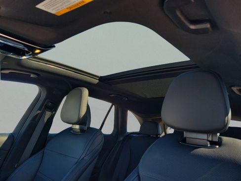 Certified 2026 Mercedes-Benz GLC 300 image 28
