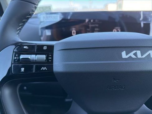 New 2026 Kia Sorento S AWD/4WD image 18