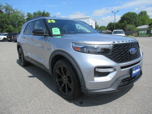 Used 2020 Ford Explorer ST w/ ST Street Pack AWD/4WD image 3