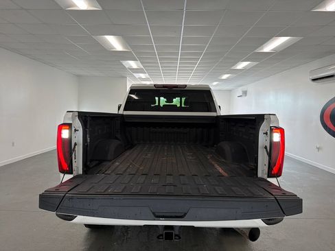 Used 2024 GMC Sierra 2500 Denali Ultimate w/ Max Trailering Package AWD/4WD image 9