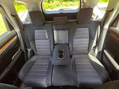 Used 2018 Honda CR-V EX image 16