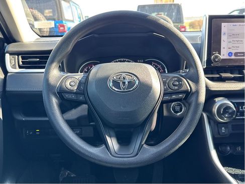 Used 2024 Toyota RAV4 XLE w/ Convenience Package image 14