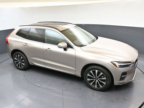 Certified 2023 Volvo XC60 B5 Core image 42