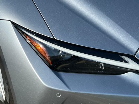 Used 2021 Lexus IS 300 w/ Comfort Package RWD image 14