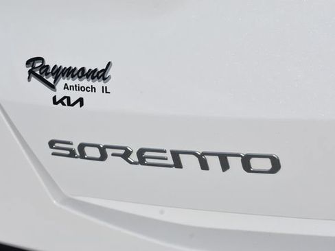 Certified 2024 Kia Sorento SX Prestige AWD/4WD image 19