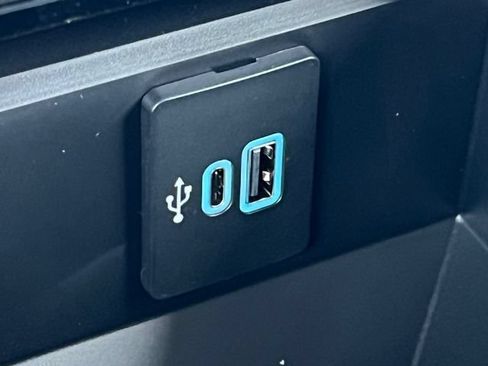 New 2026 Ford F550 4x4 Crew Cab image 36